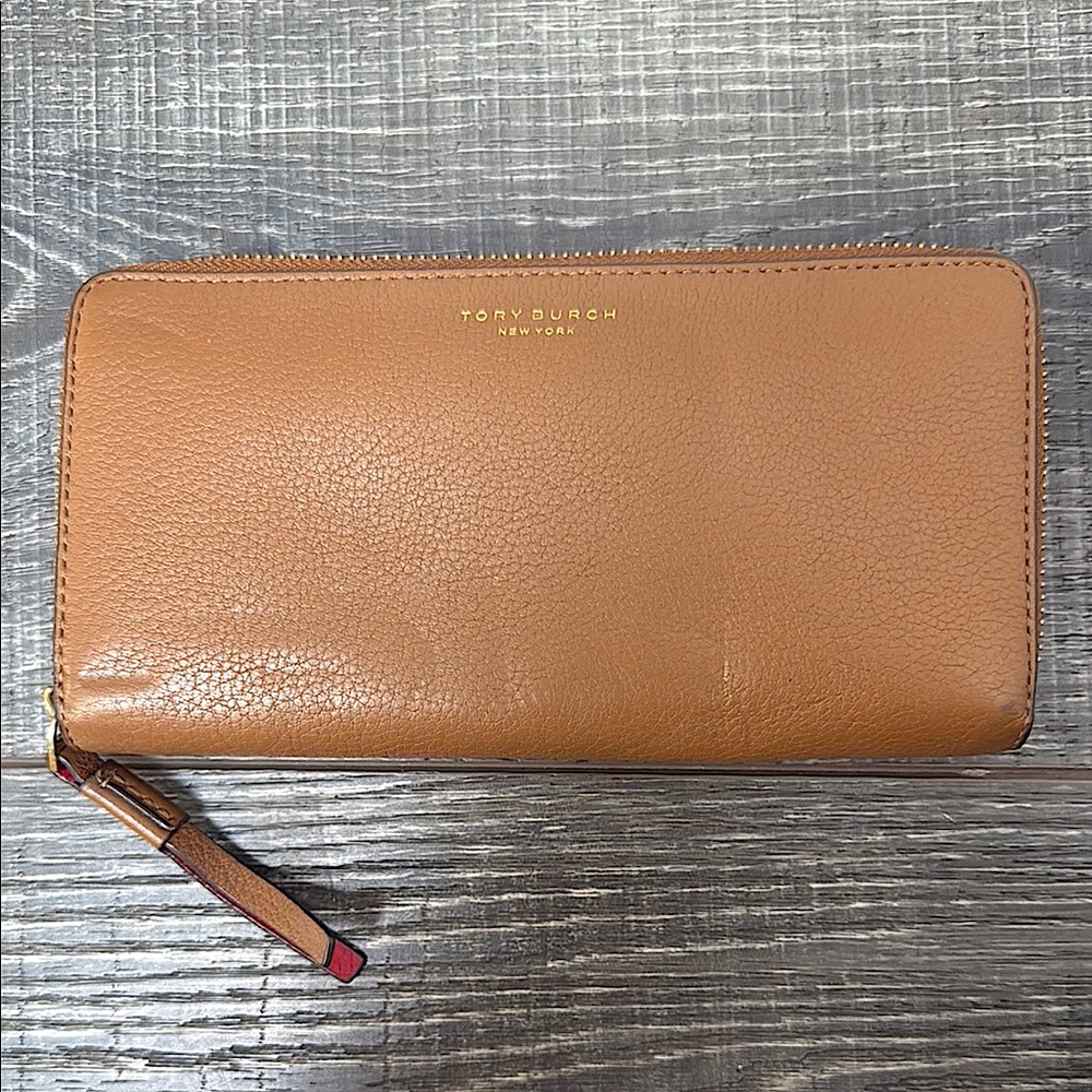 Tory Burch zip around wallet